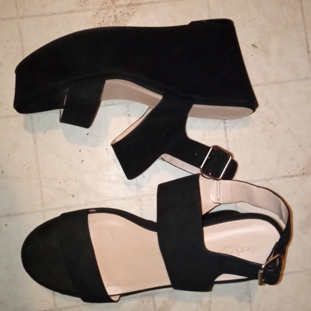 High black wedges